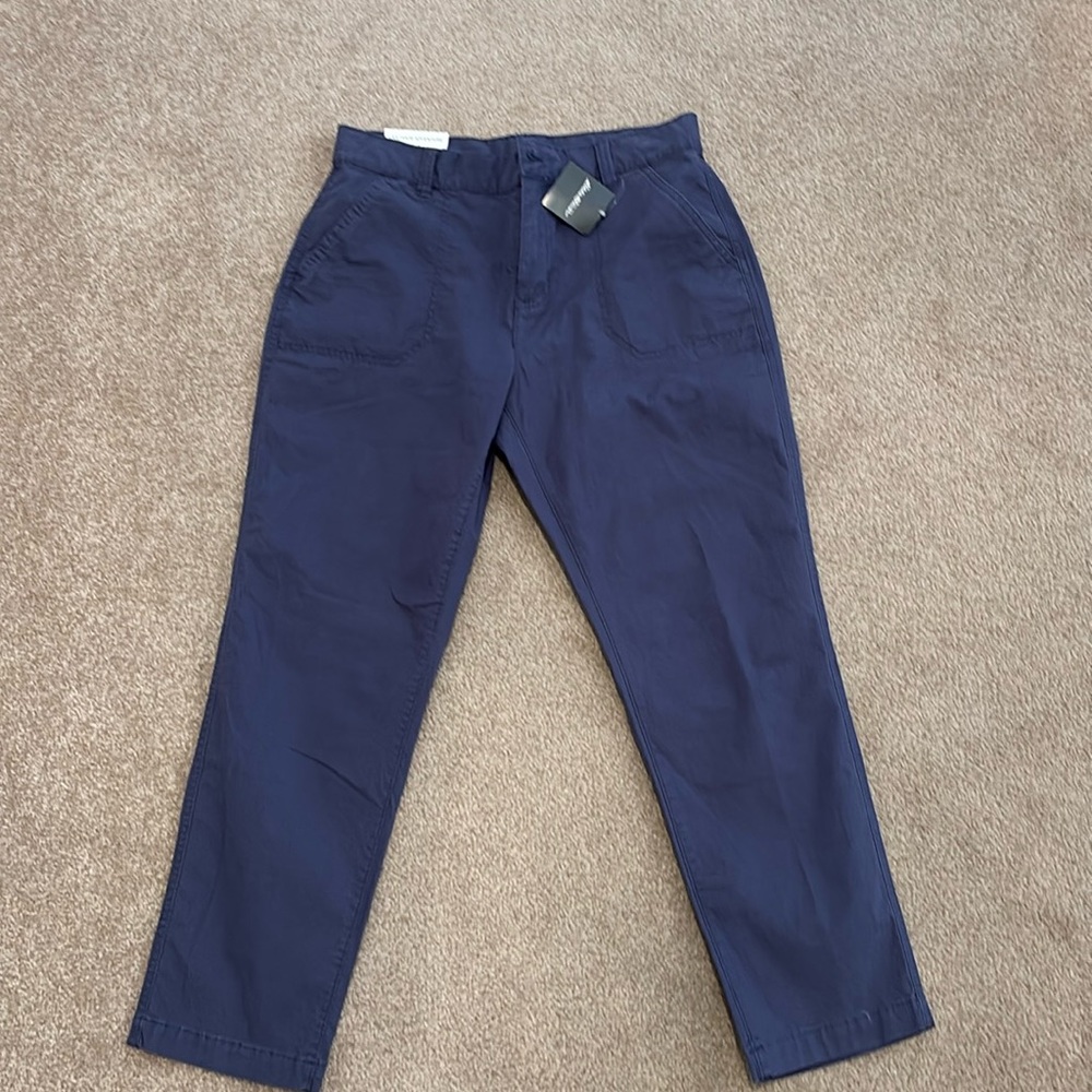 Eddie Bauer adventure rip-stop ankle pants. NET